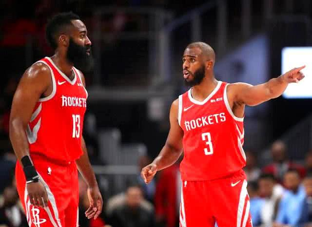 禁区前压制 禁区前压制